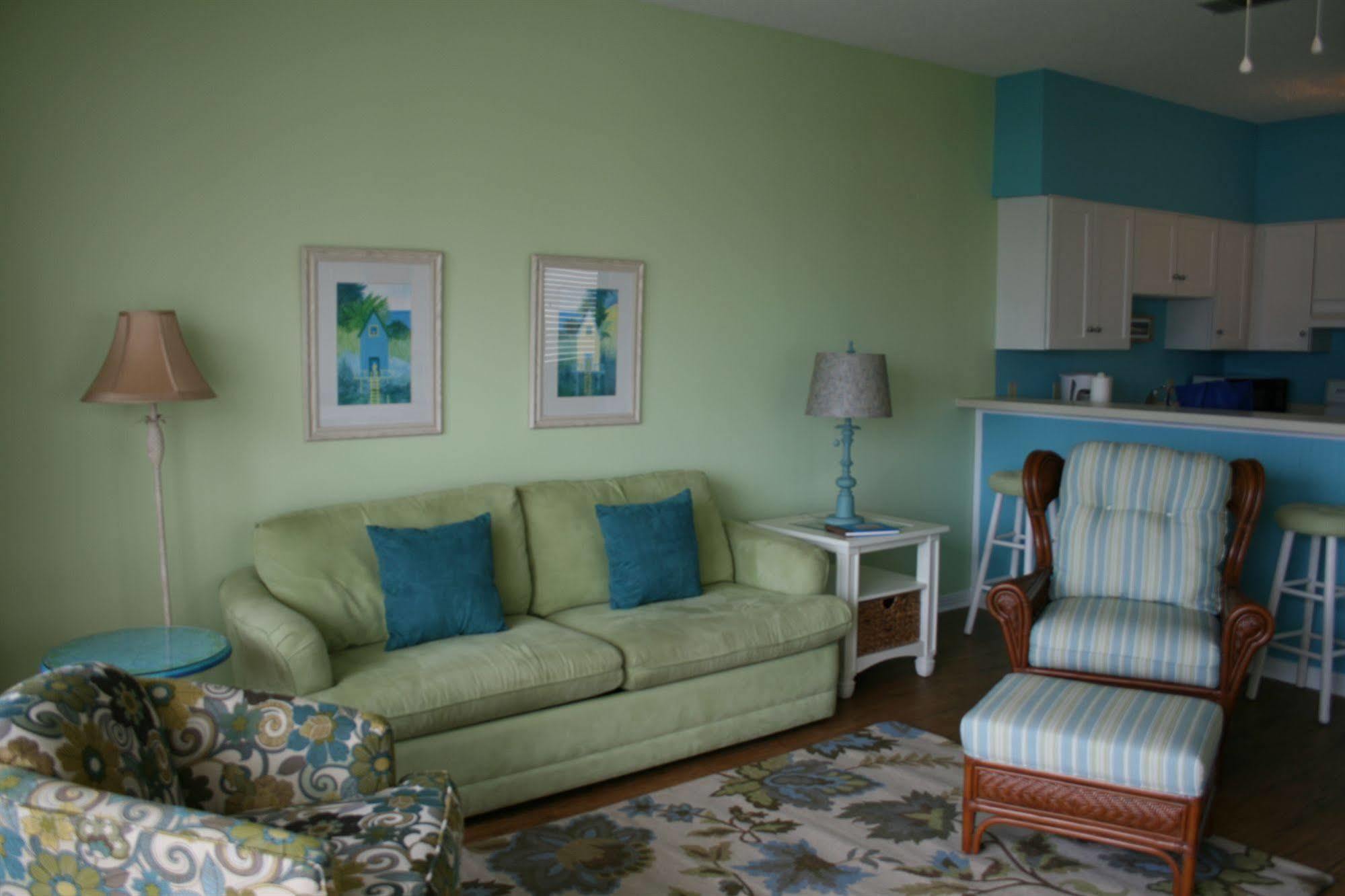 The Palms At Seagrove Apartment