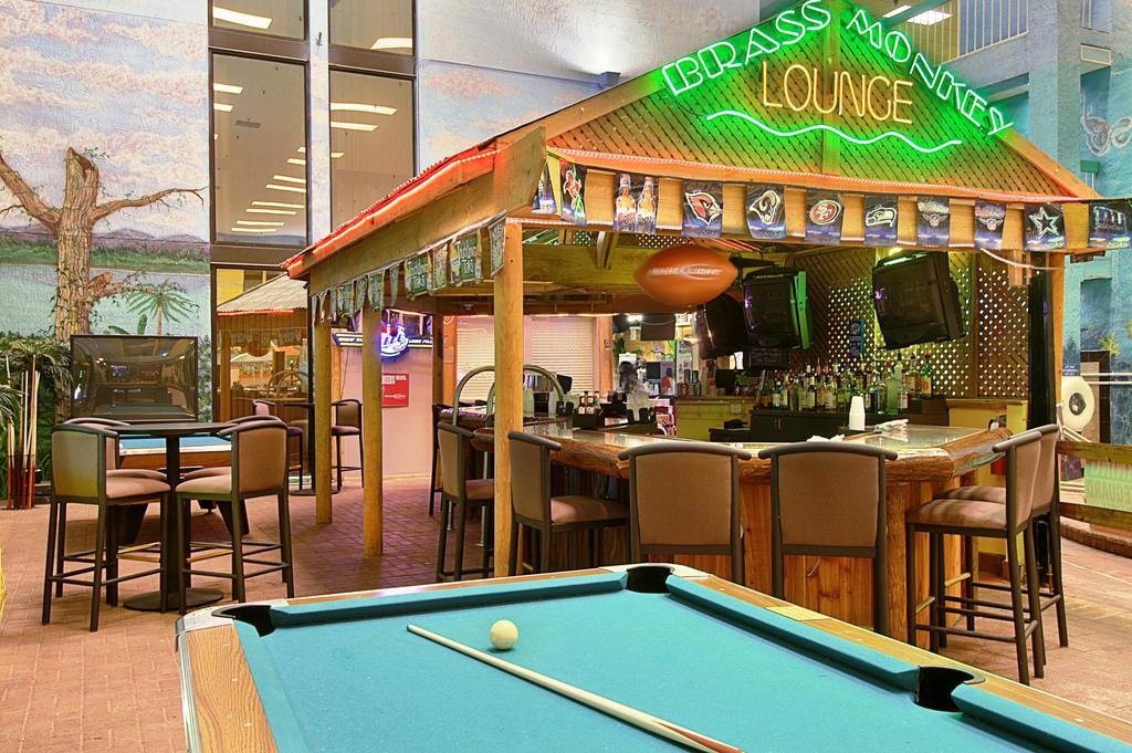 Ramada Maingate West Hotel