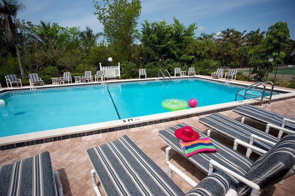 Inn Pelicans Roost Gulf Front 3*