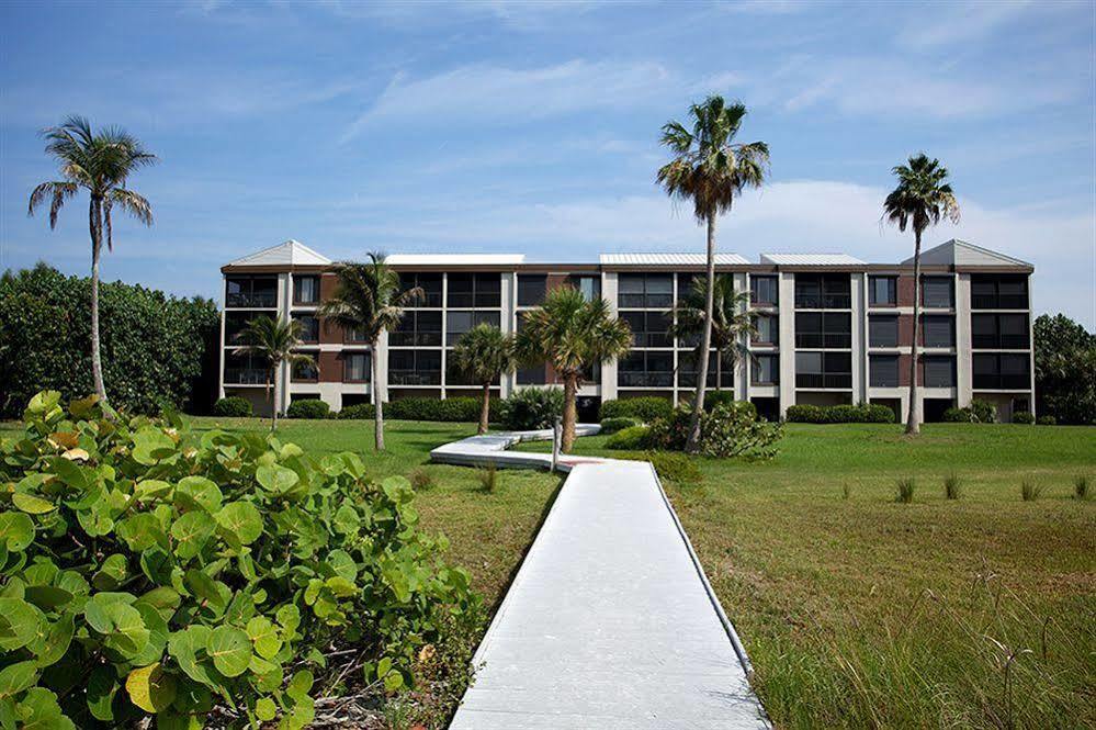 Inn Pelicans Roost Gulf Front Sanibel