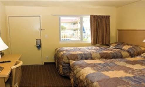 6 Riviera Fl Hotel