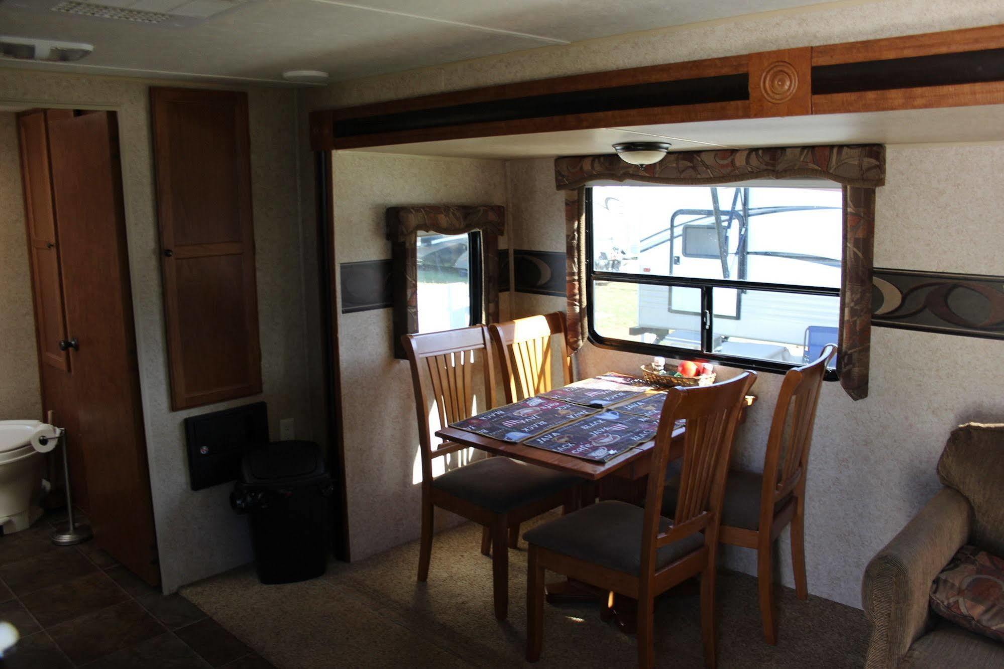 Orange Rv Holiday park 4*