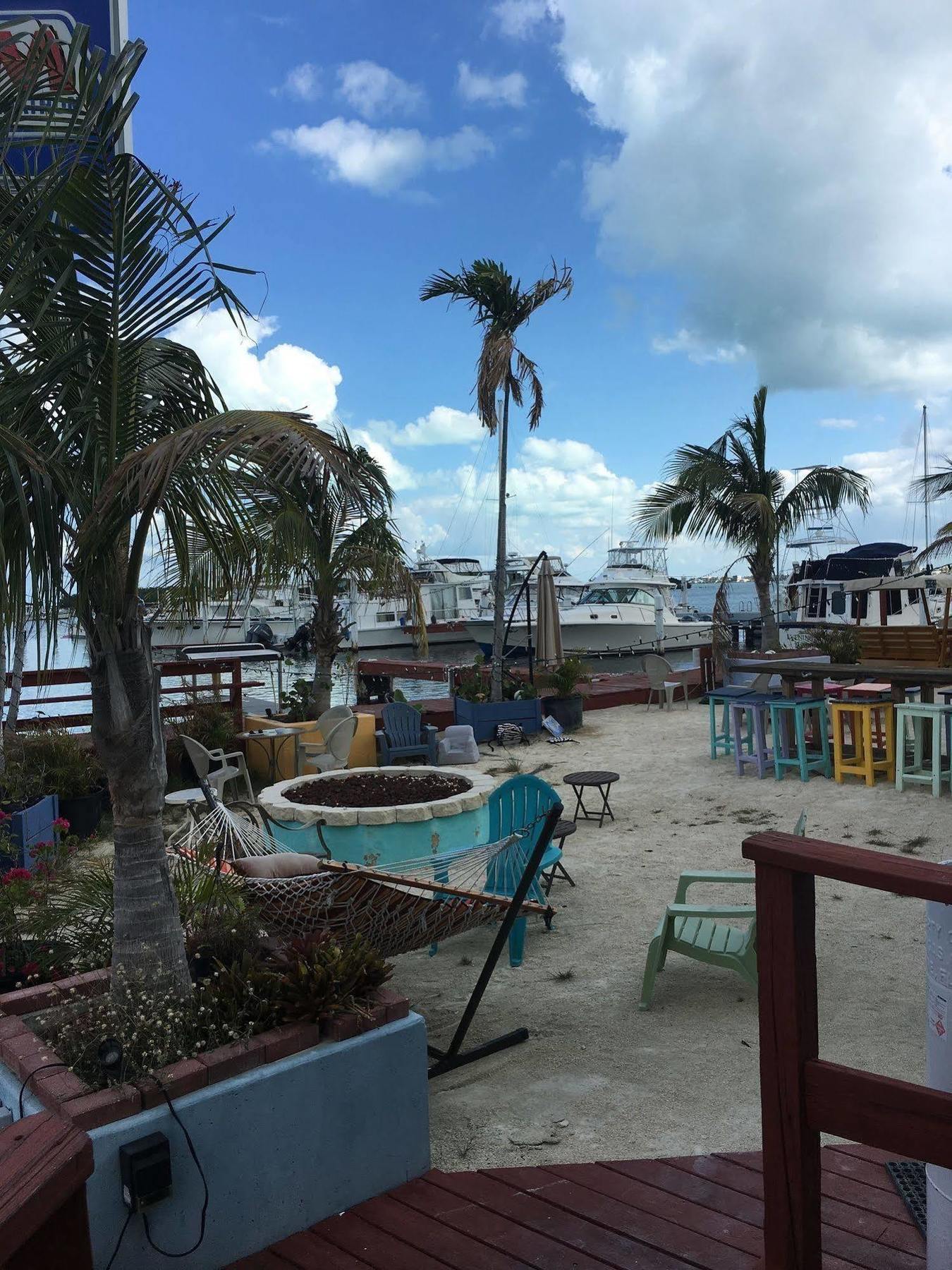 Mangrove Marina And Aqualodge Houseboats