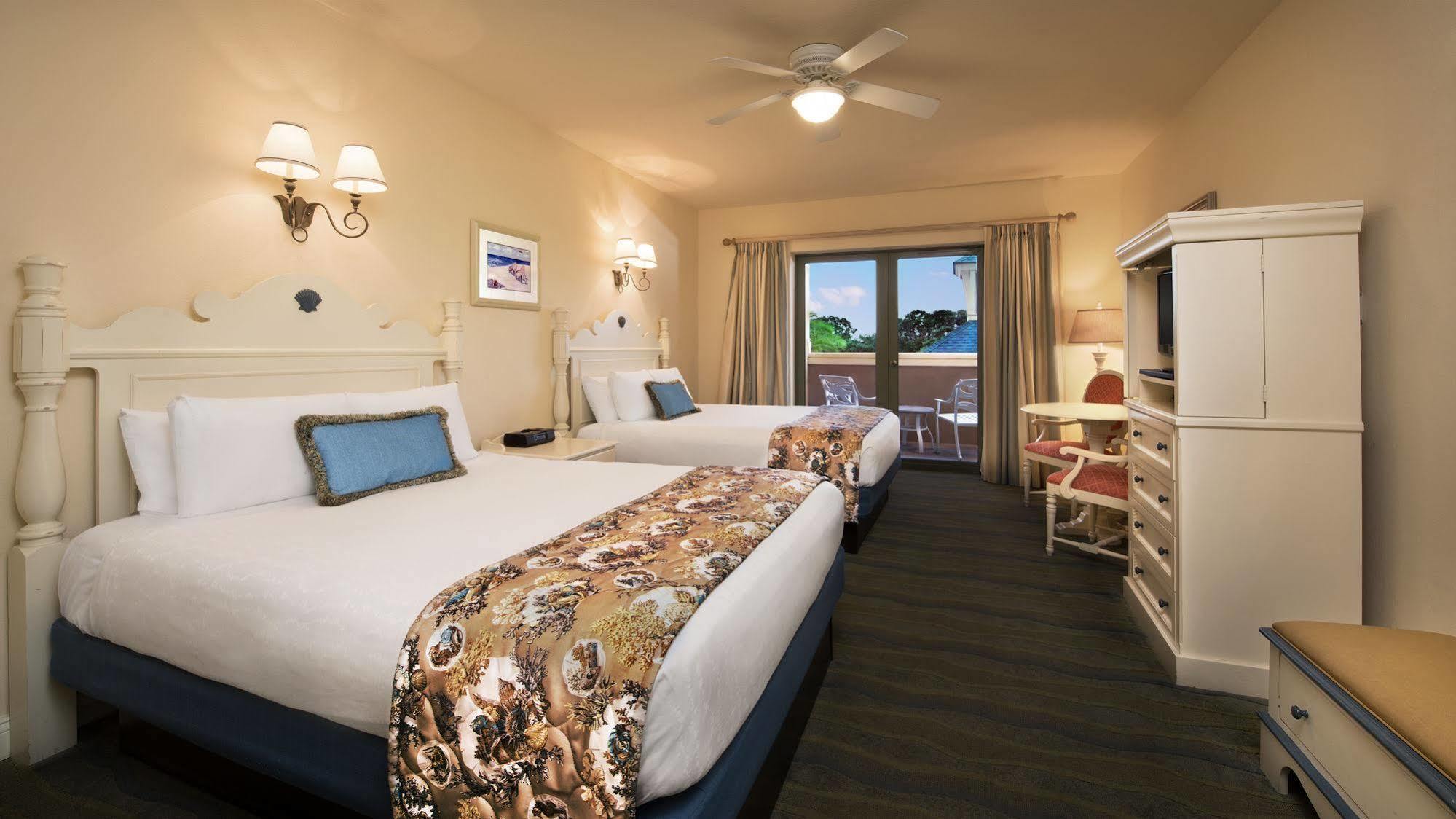 Hotel Disney's Vero