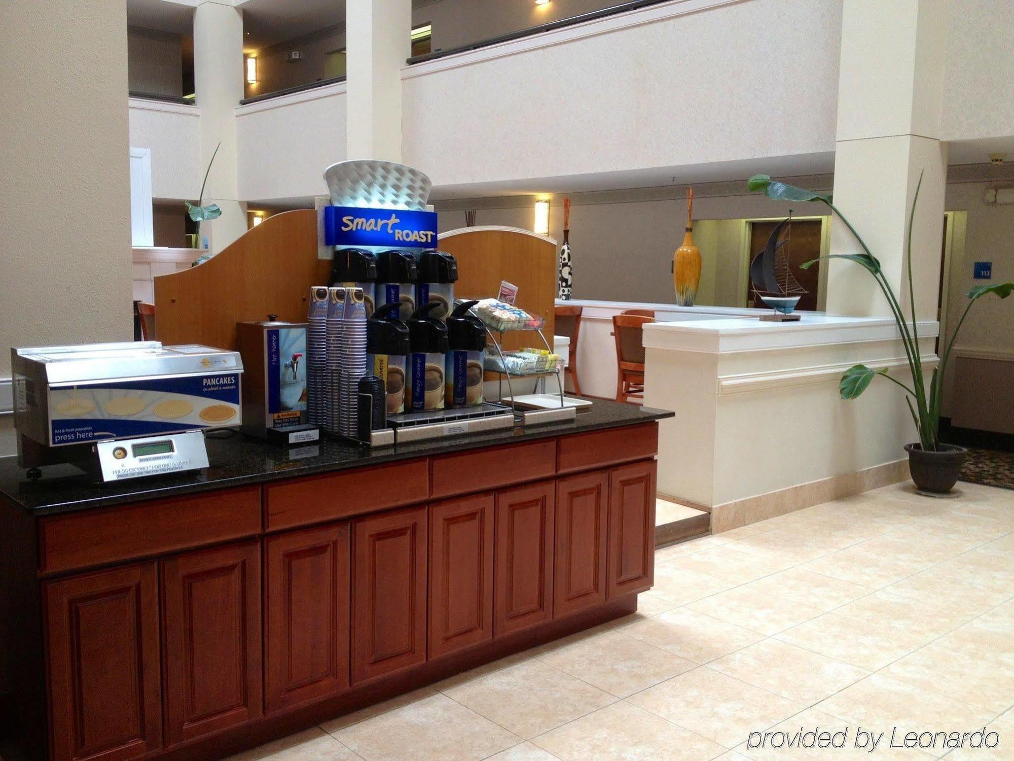 Express & East I-10 By Ihg Hotel Milton