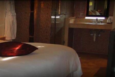 Aladdin​ - Couples Only​ Hotel 3*