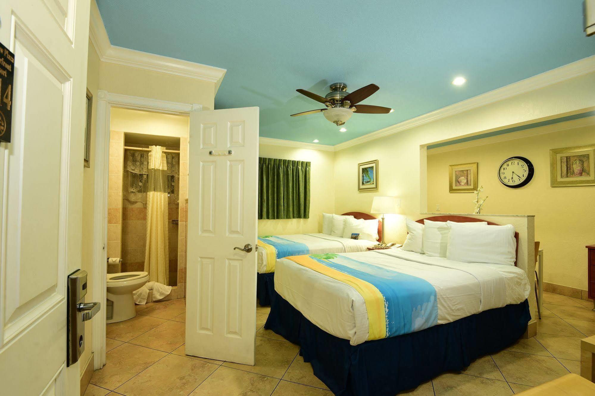 Bayview Plaza Waterfront Hotel