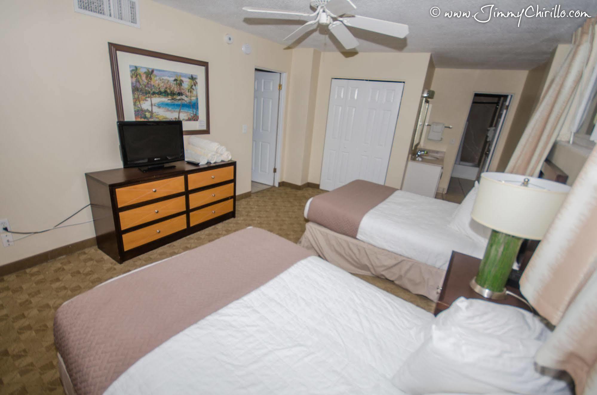 Resort Outrigger Club
