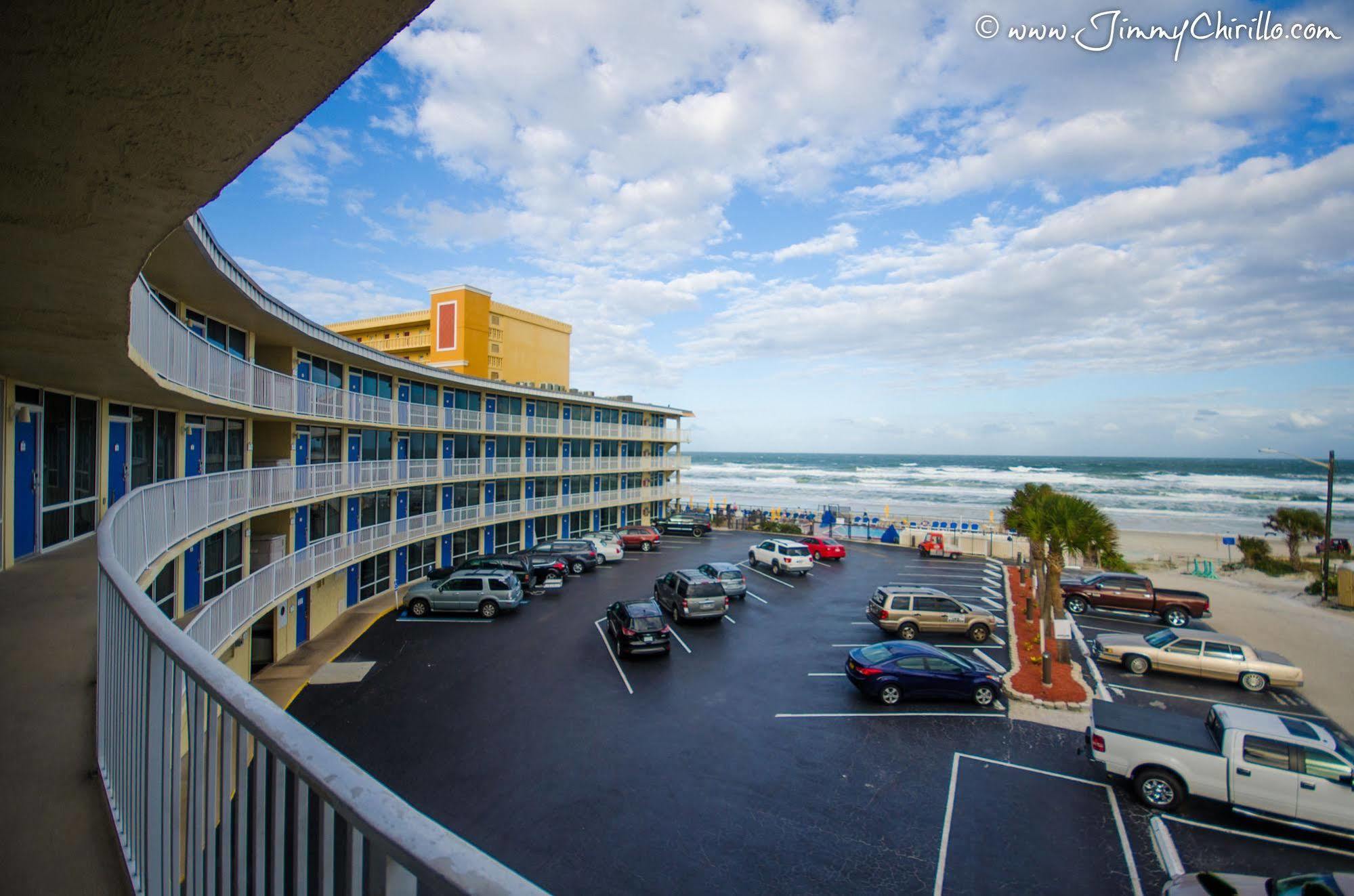 Resort Outrigger Club 3*