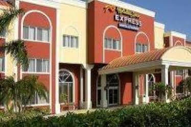 Express & West By Ihg Hotel