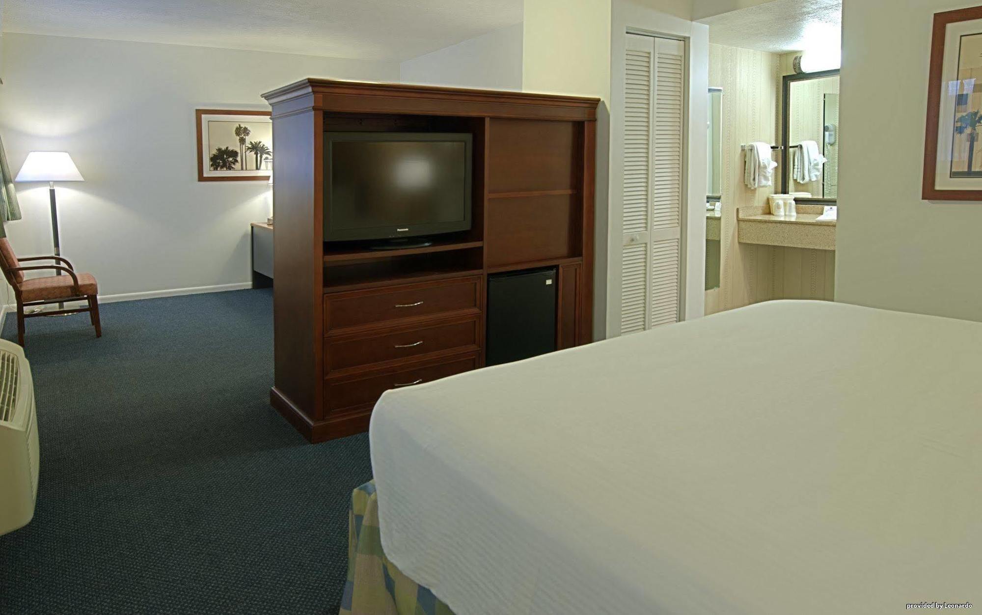 Hotel Western Port St. Lucie