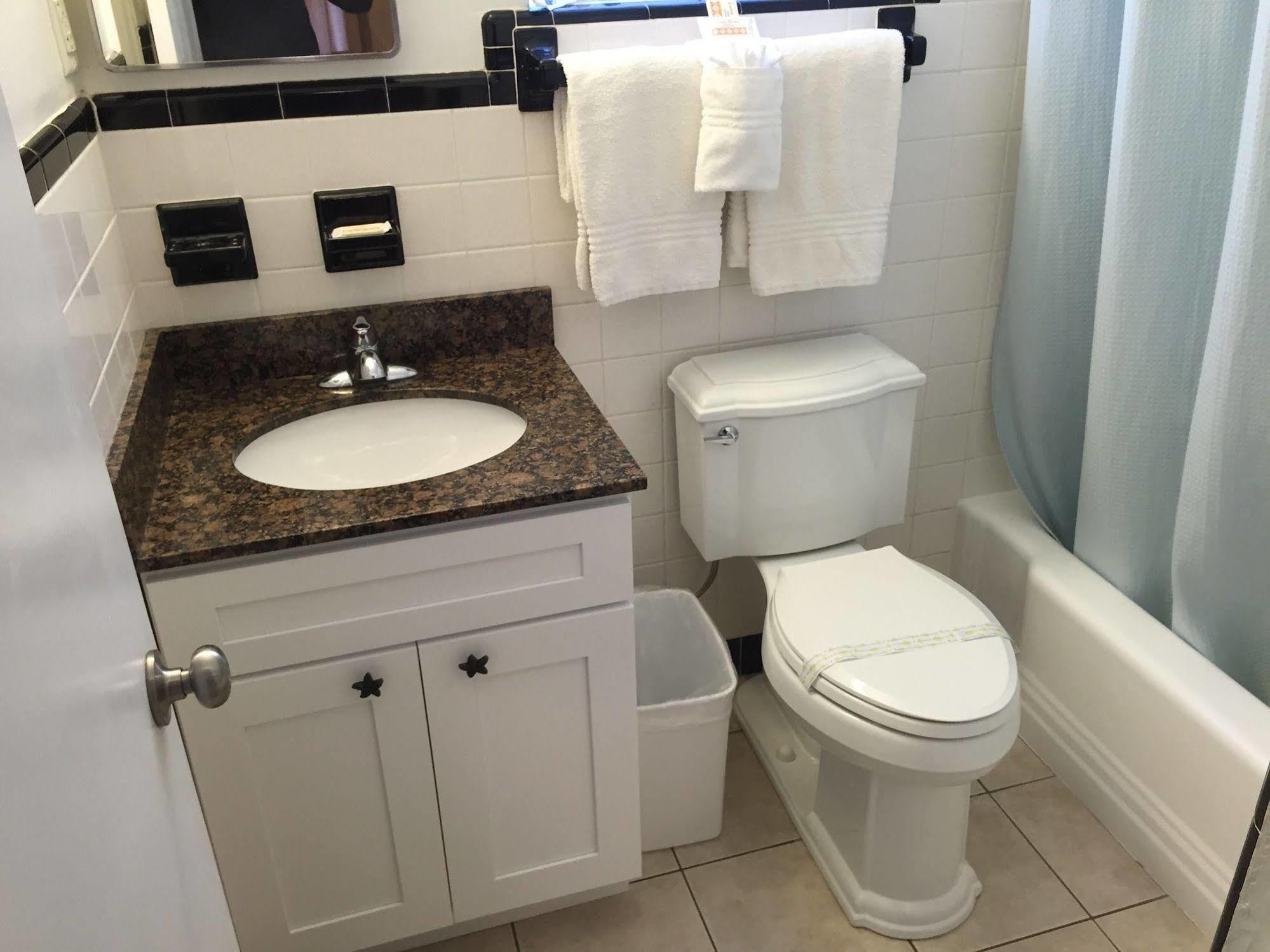 Oceanfront Sea Scape Motel Indialantic