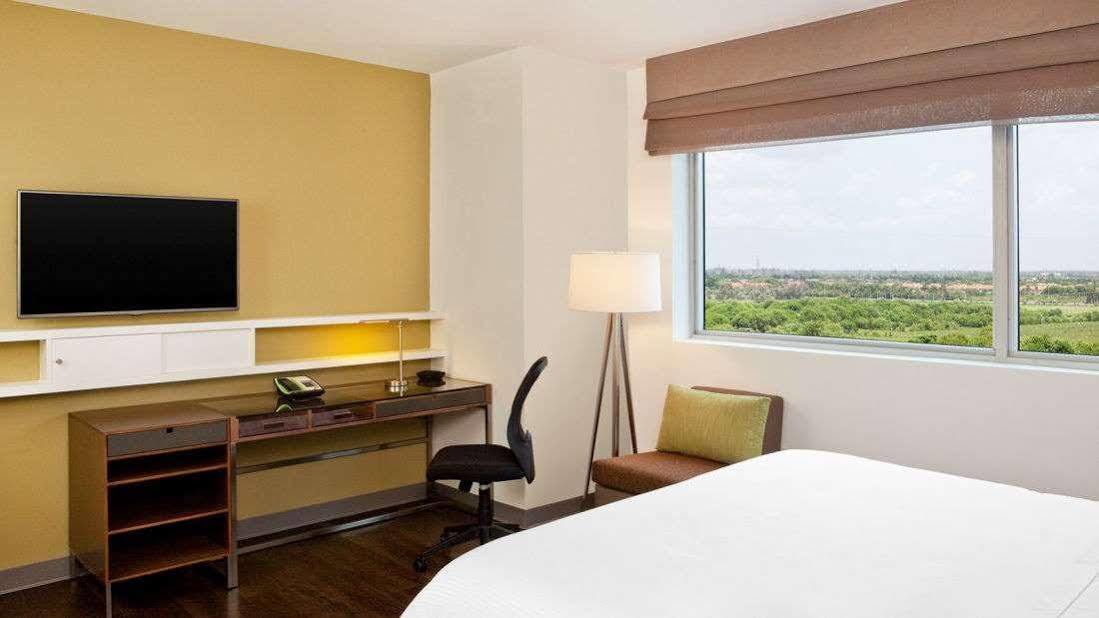 Element Miami Doral Hotel