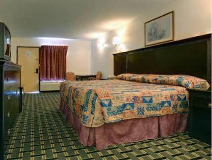 Motel Red Roof 2*