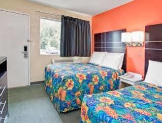 Knights Airport Motel 2*