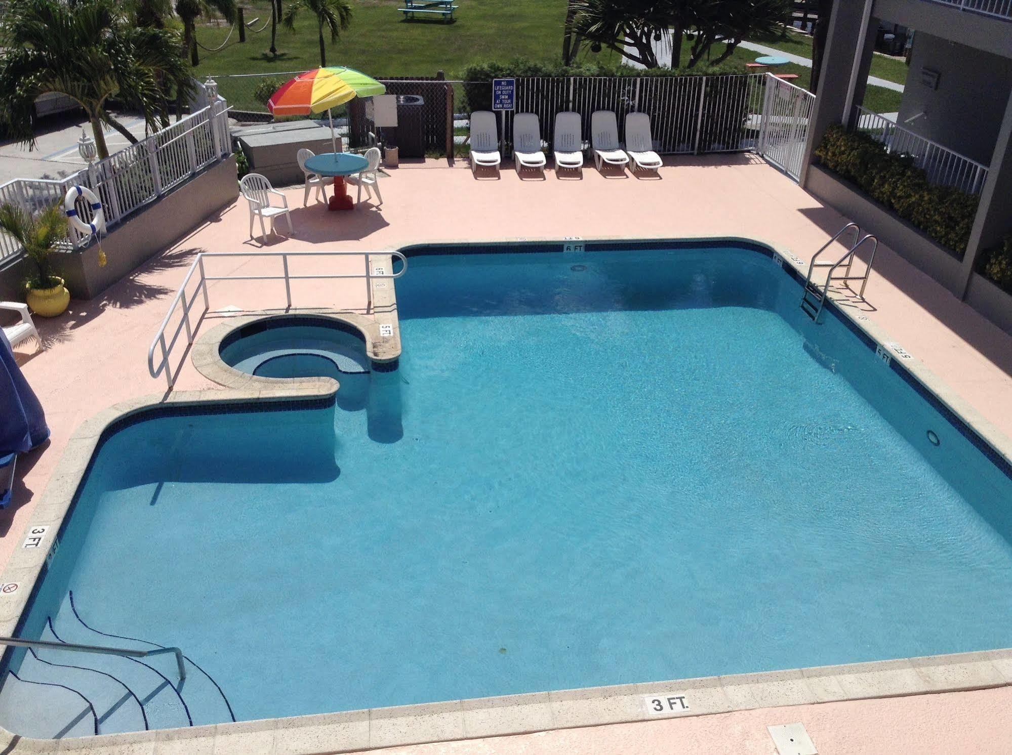 Dockside & 3* Fort Pierce