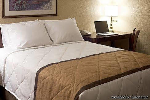 Extended America Select - Salisbury Rd Southpoint Hotel
