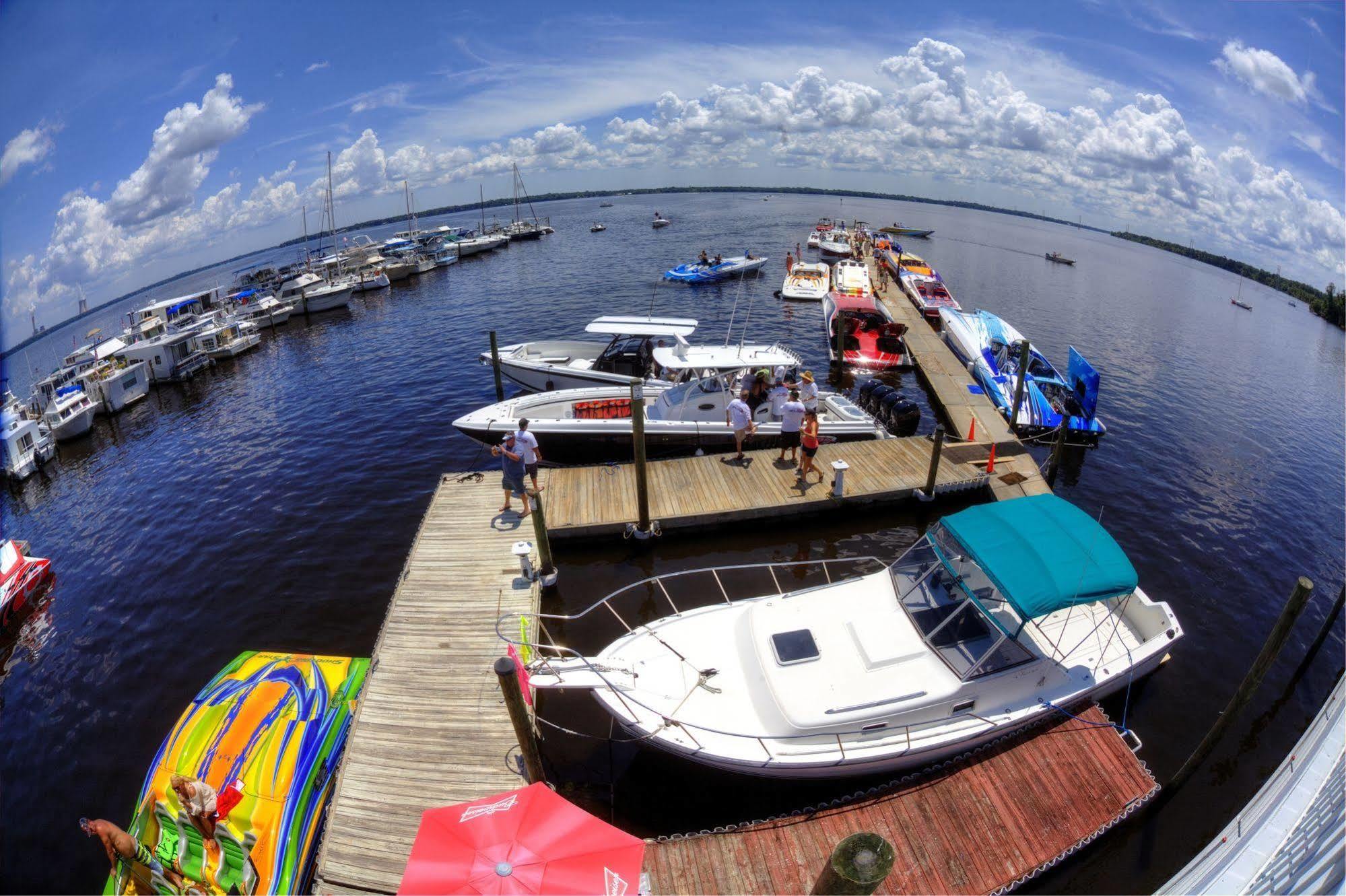 Resort Crystal Cove Riverfront 3*