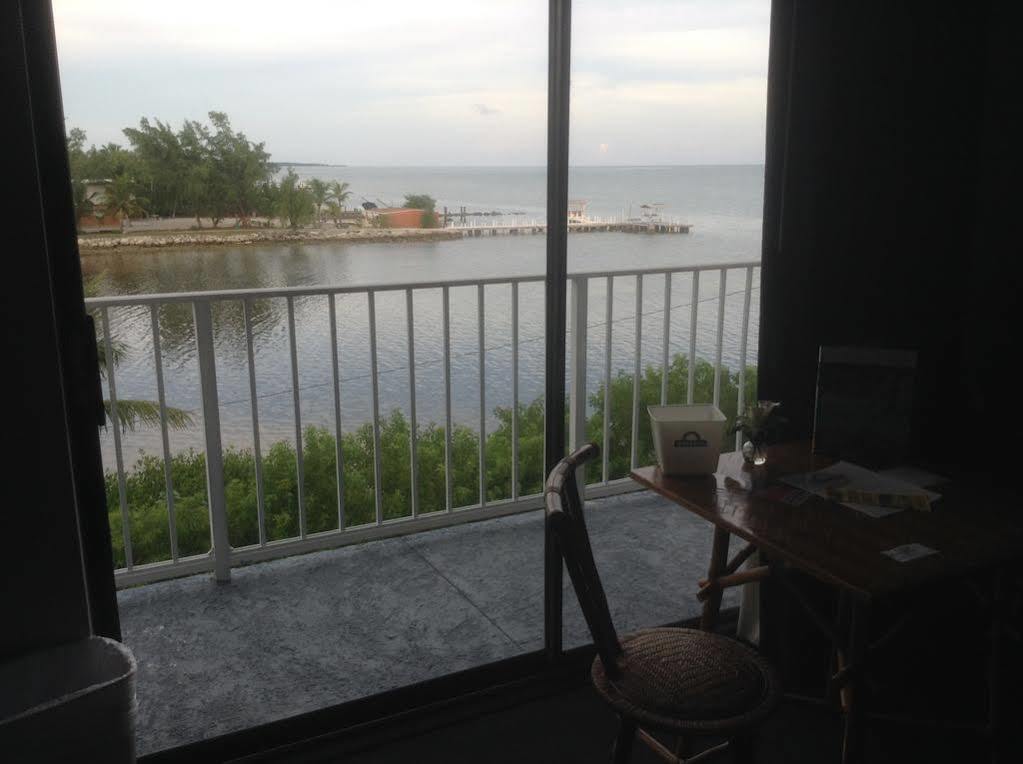 Hotel Hadley And Marina