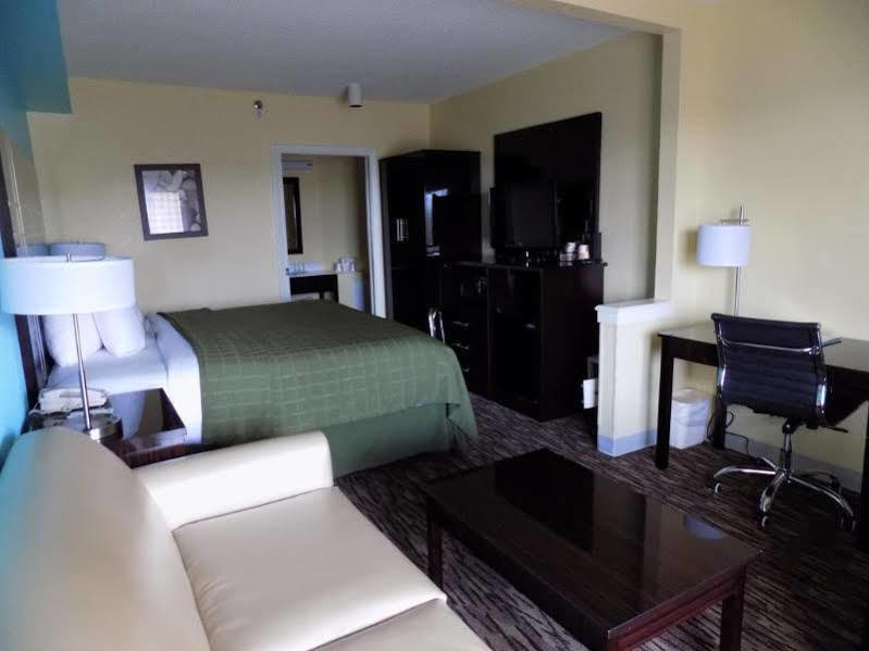 Boca Deerfield Beach; Surestay Collection By Bw