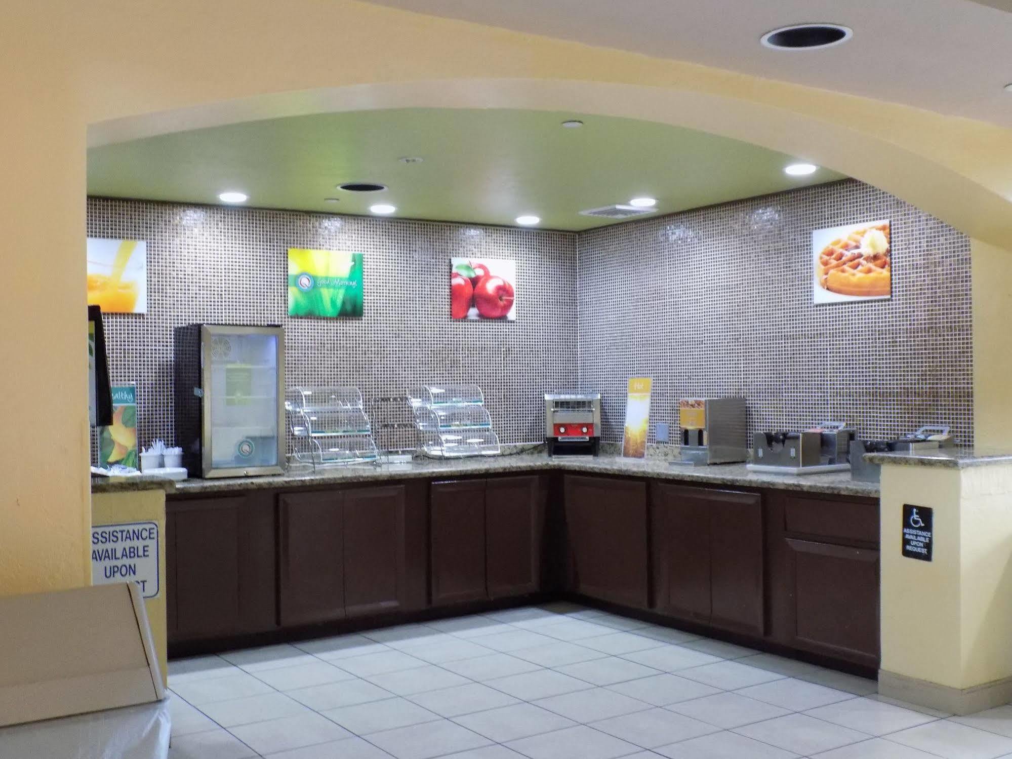 Boca Deerfield Beach; Surestay Collection By Bw Hotel 3*