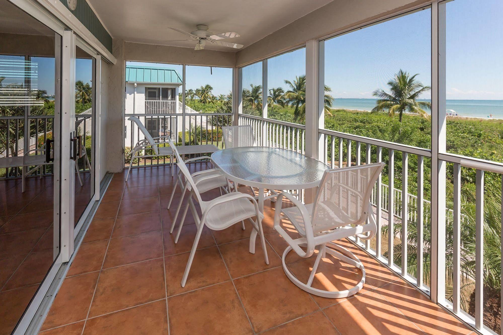 Resort Arms West 3*