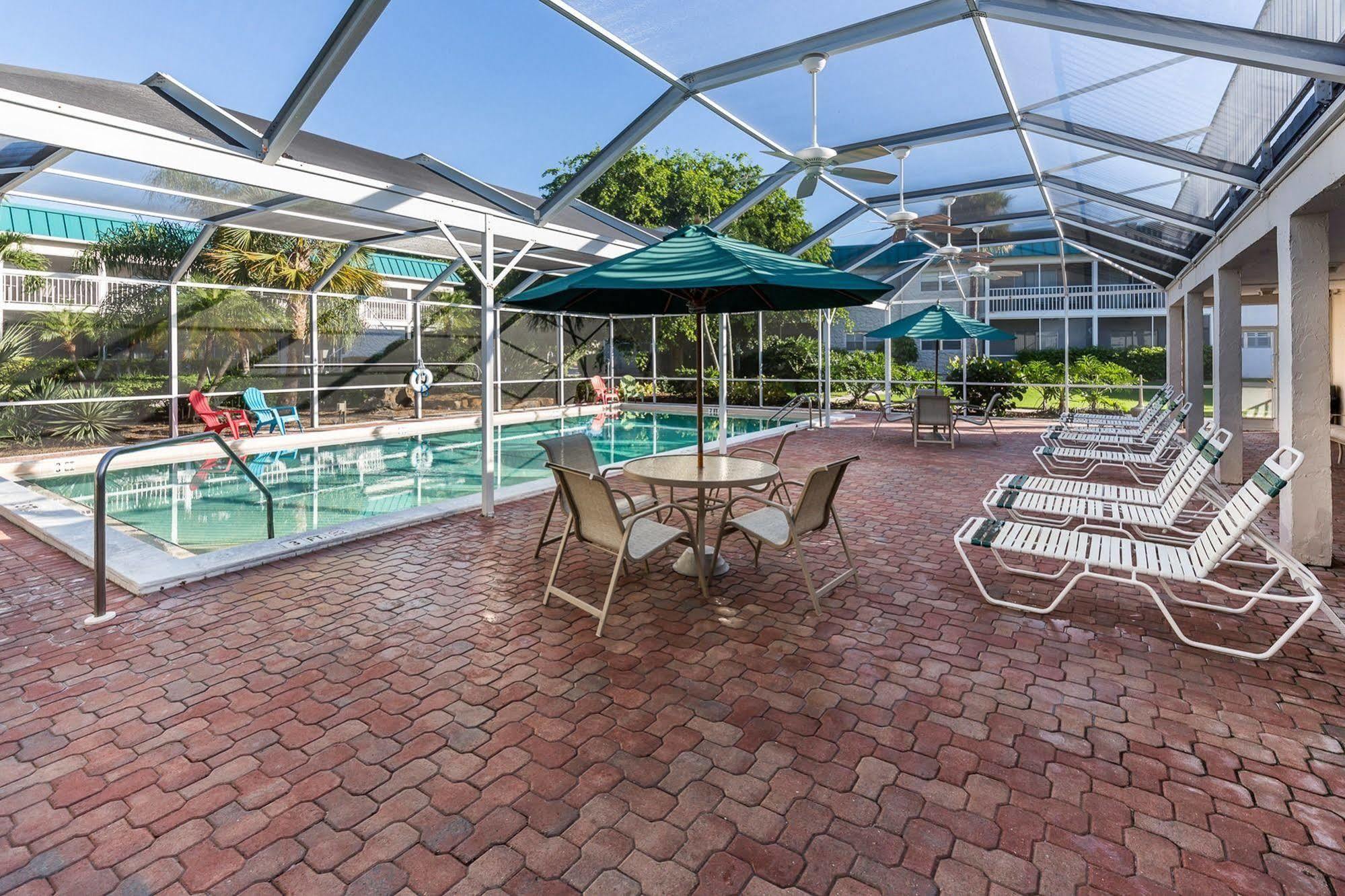 Arms West 3* Sanibel