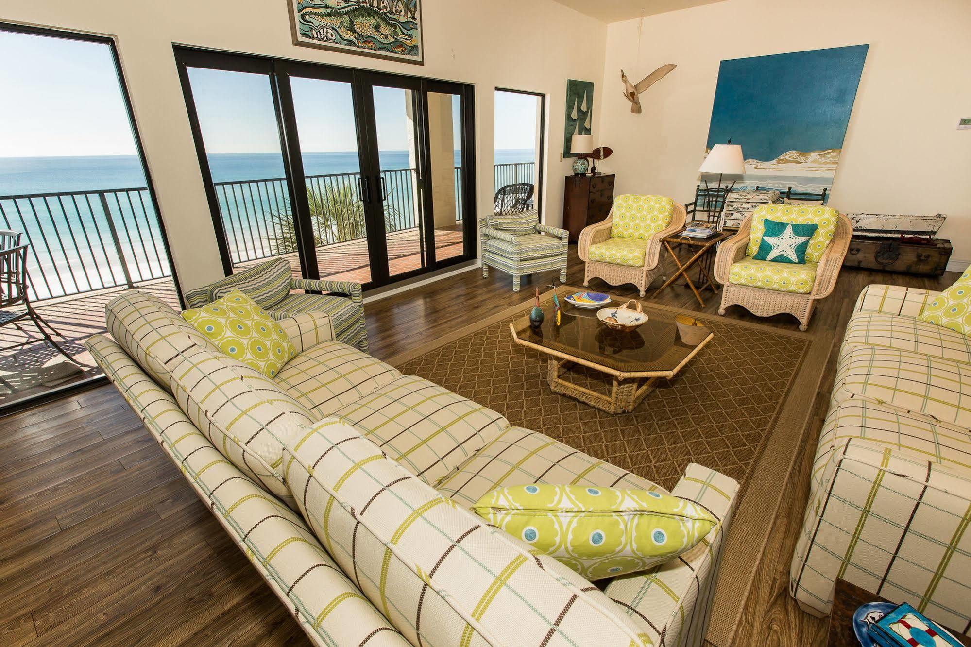 Sterling Huntington By The Sea Resort