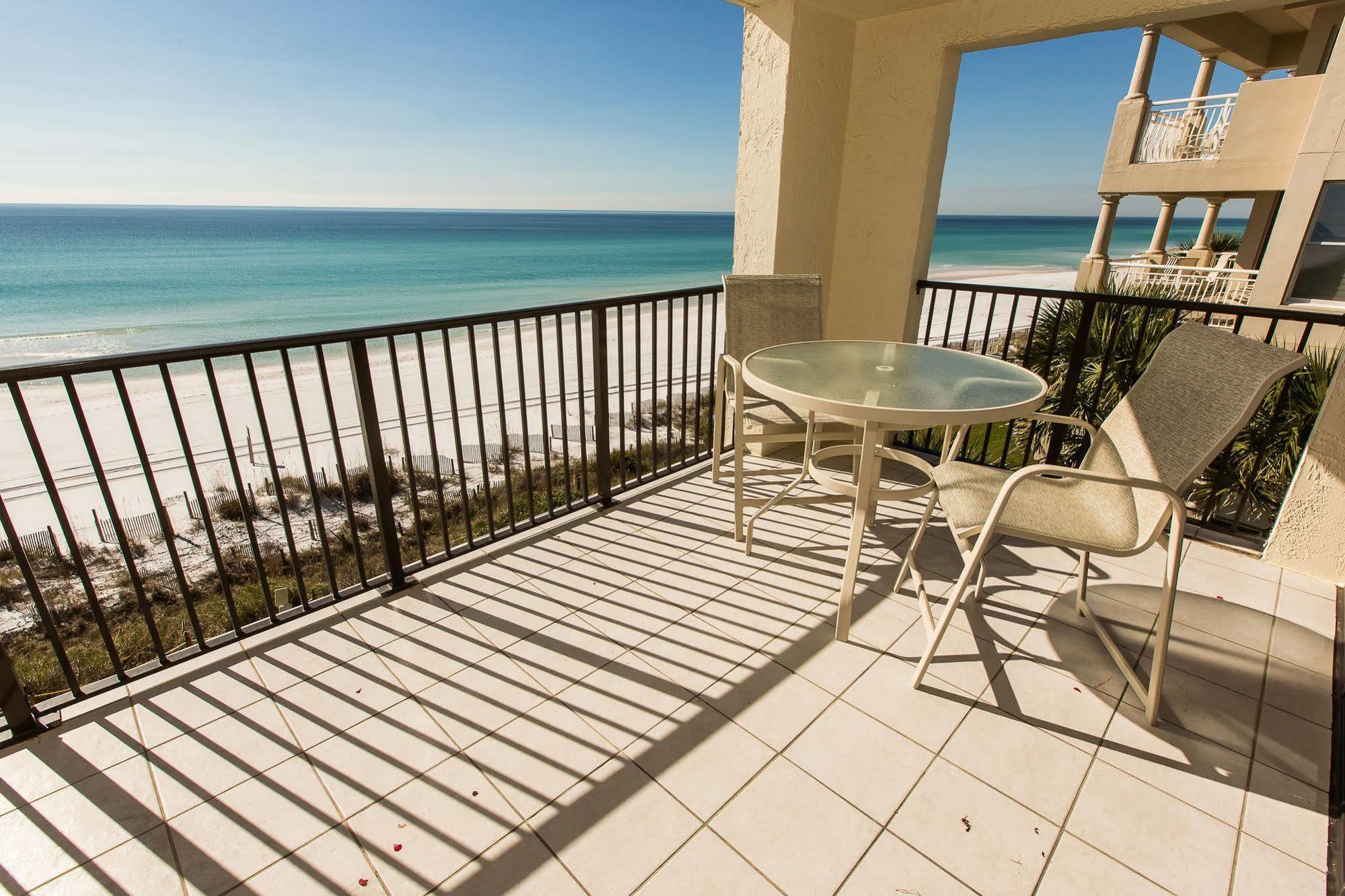 Sterling Huntington By The Sea Resort