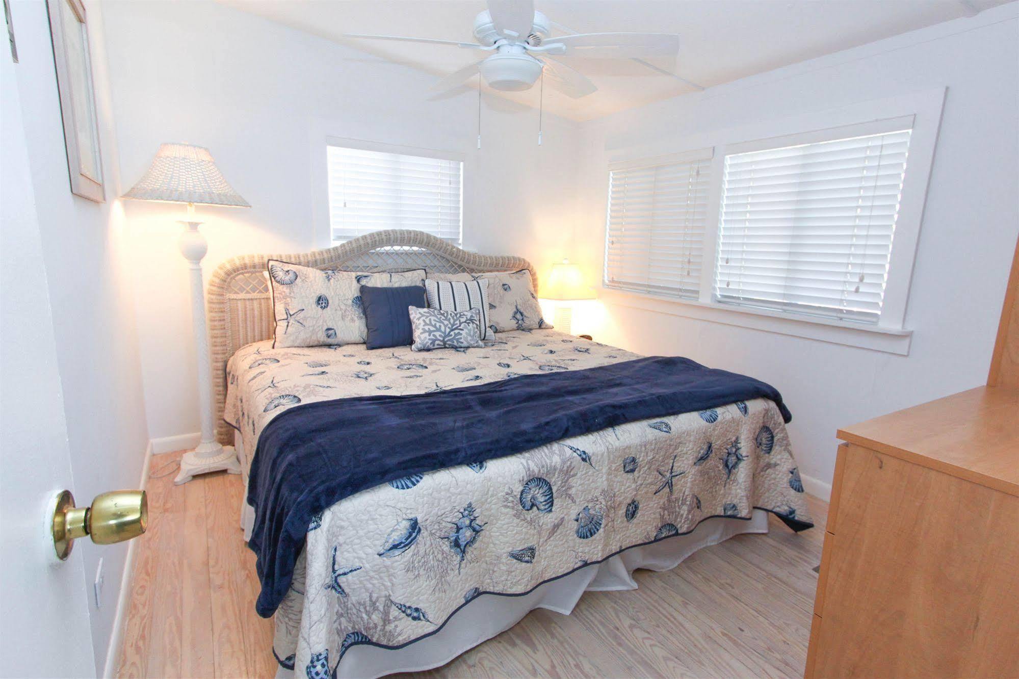 Gulf Breeze Sanibel