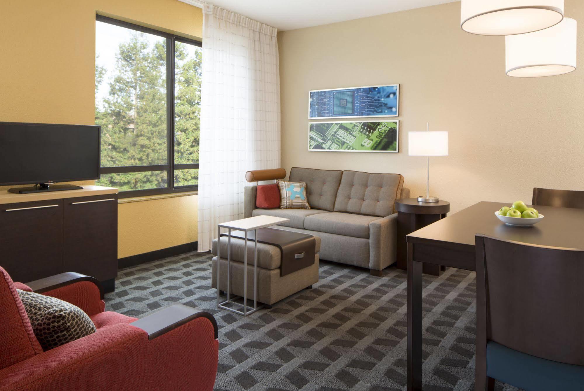 Towneplace Orlando At Flamingo Crossings Town Center/western Entrance Hotel