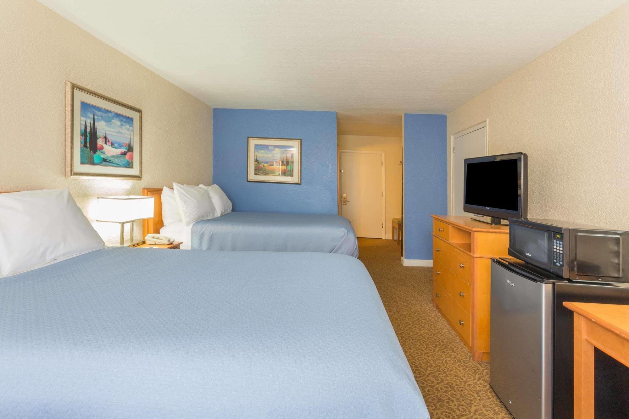 Days By Wyndham Neptune Hotel Jacksonville Beach