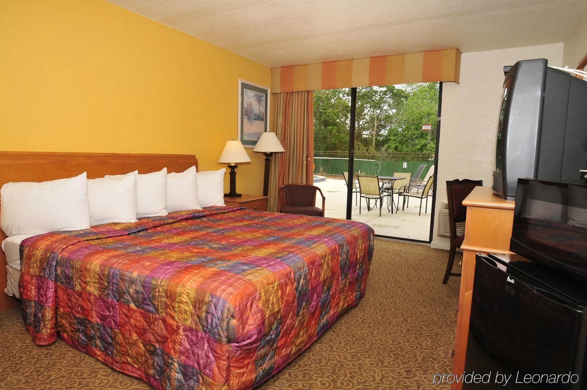 Hotel Days By Wyndham Neptune 2*