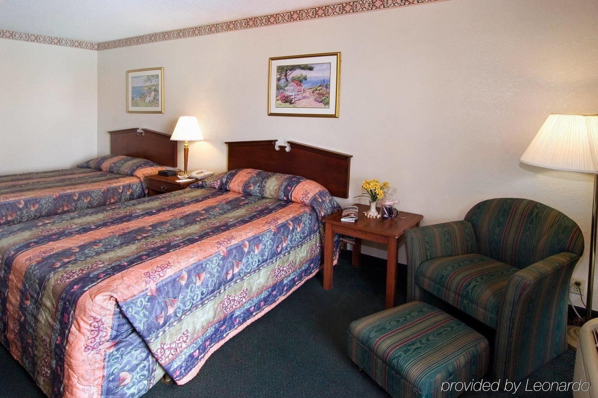 Howard Johnson By Wyndham 2*