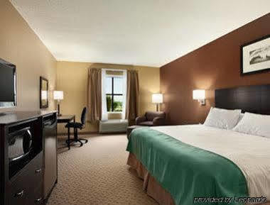 & Suites-i-95 Palm Coast