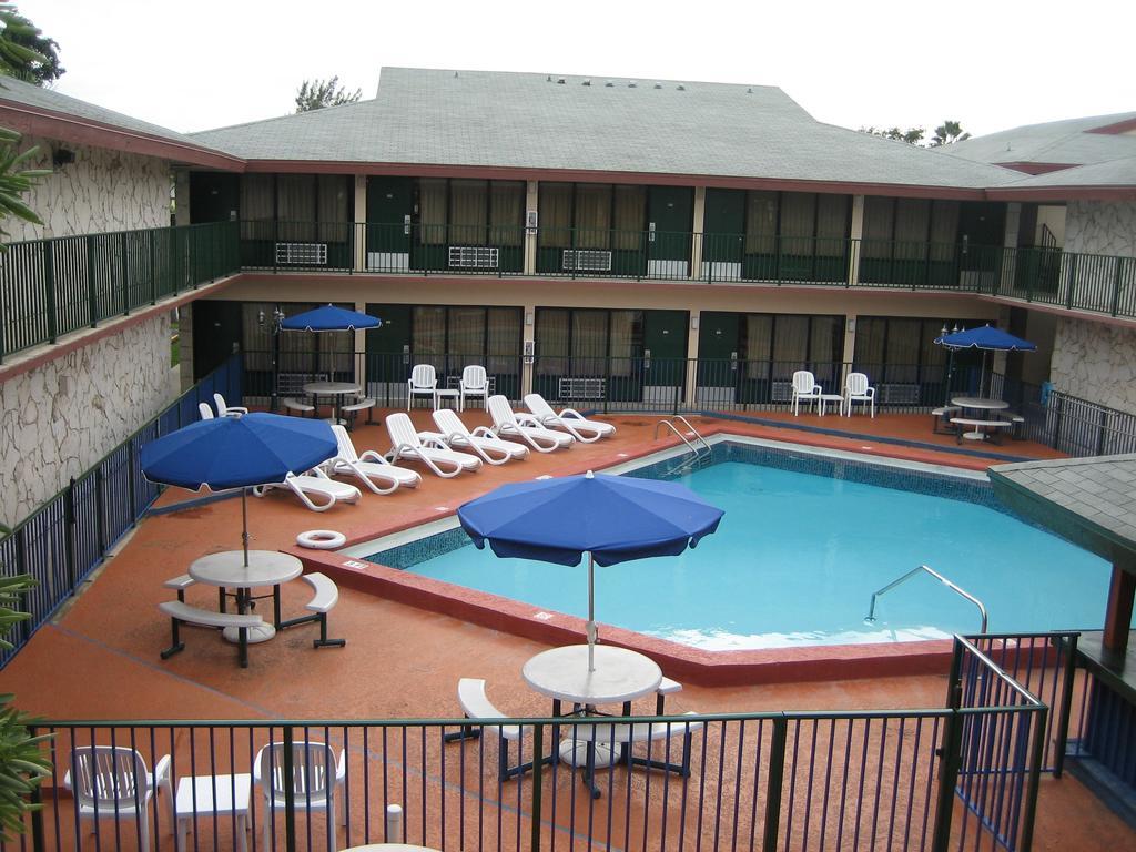 Garden Homestead/everglades/gateway To Keys Motel 2*