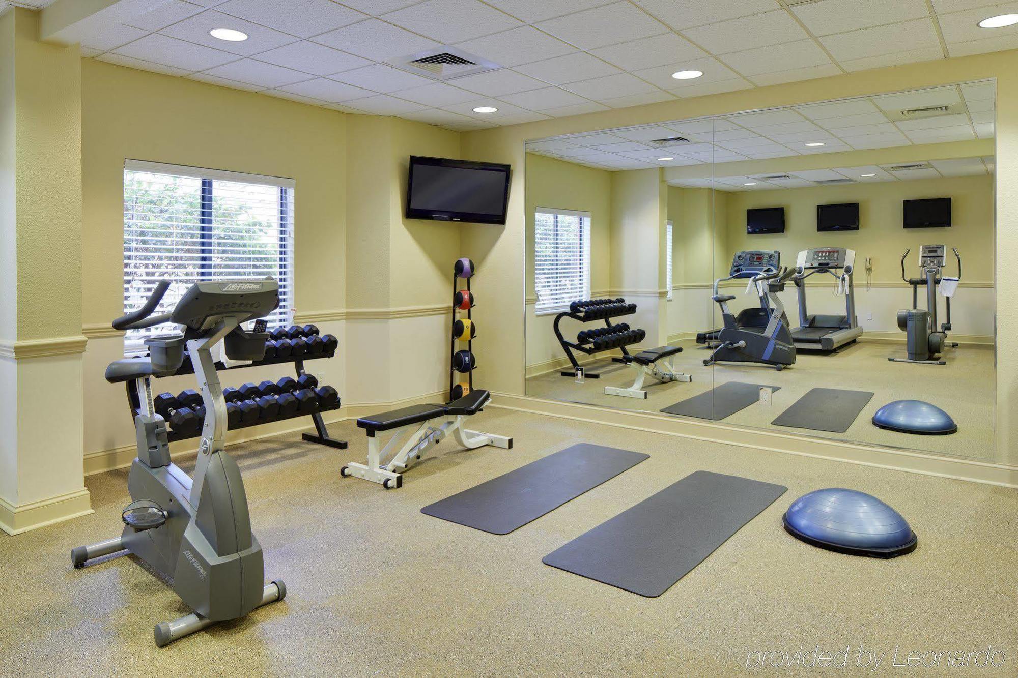 Express & - Nearest Universal By Ihg Hotel Orlando