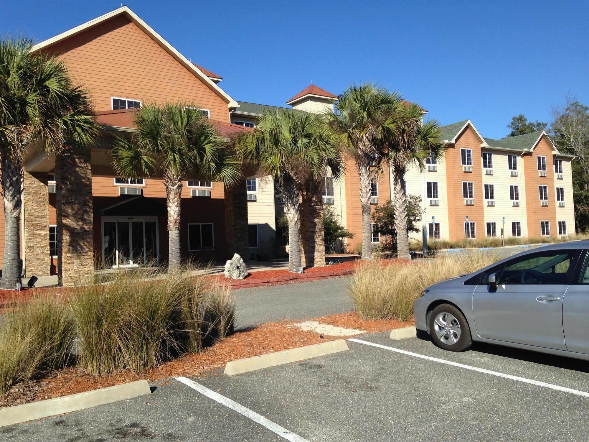 Magnuson Wildwood Hotel 3*