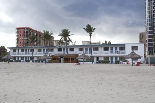 Travelodge Monaco Motel Sunny Isles Beach