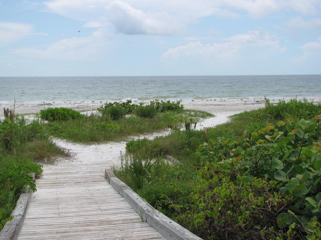 Arms West 3* Sanibel