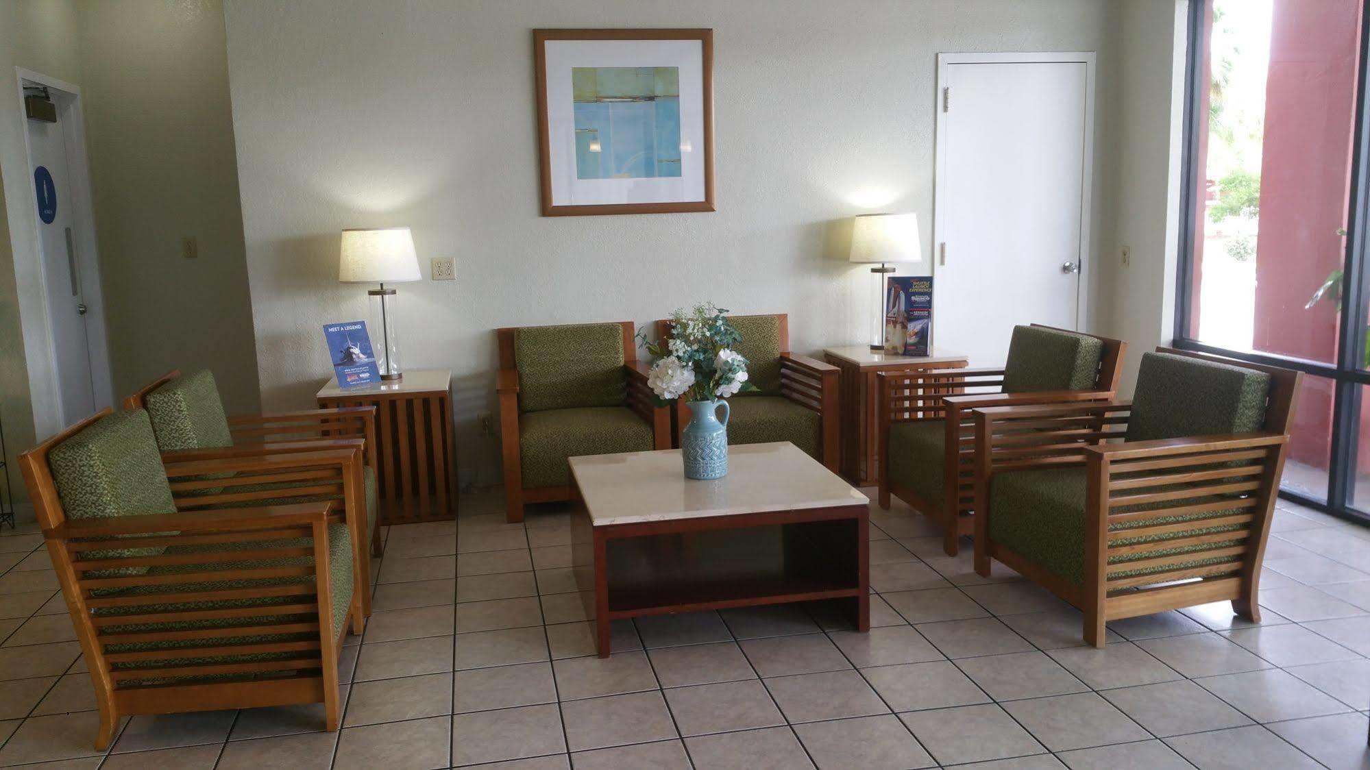 Days By Wyndham Cruiseport West At I-95/524 Cocoa
