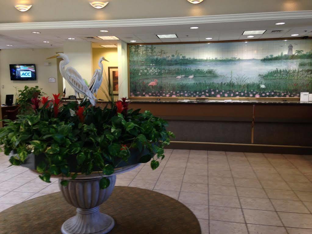 At Weston, Lauderdale Resort