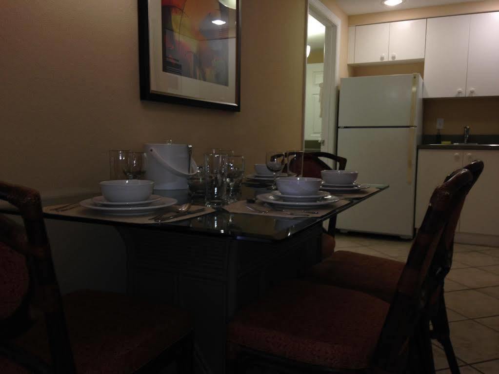 At Weston, Lauderdale Resort