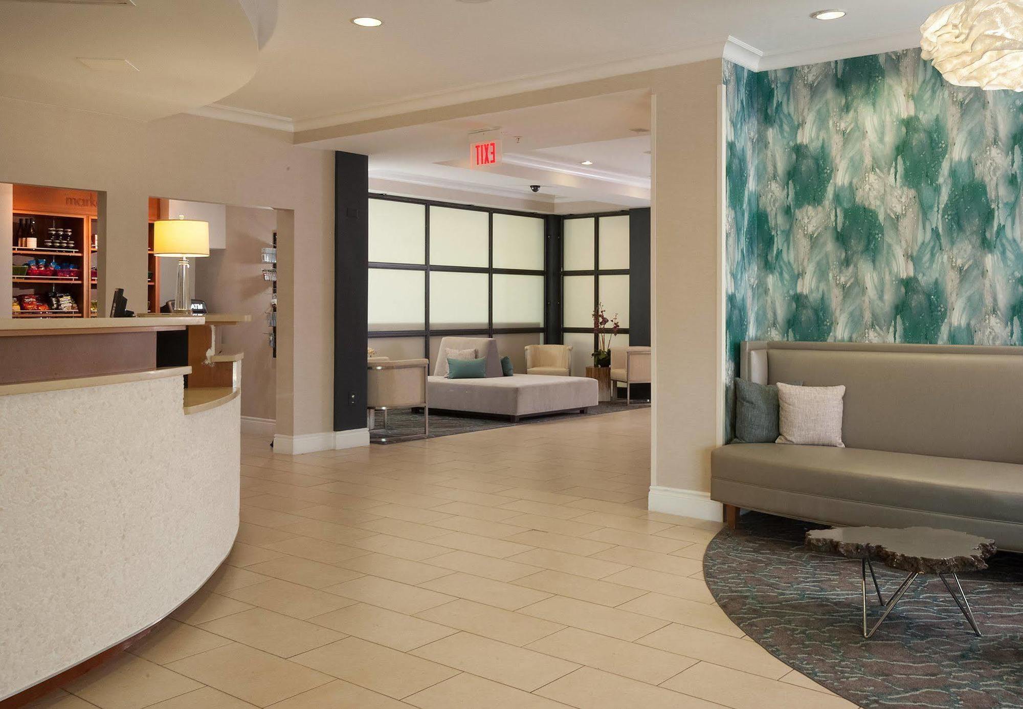 Hotel Myers Sanibel Truckland