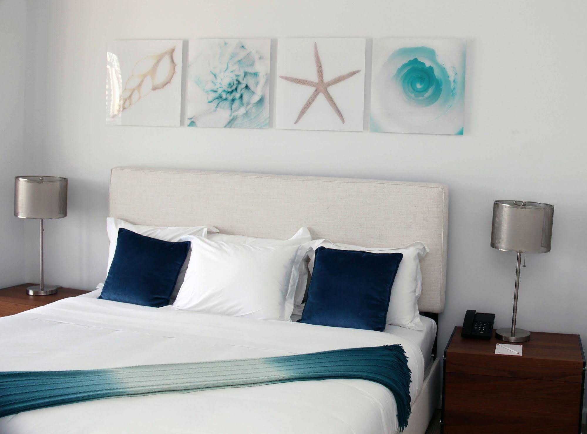 Aparthotel Beachwalk Elite And