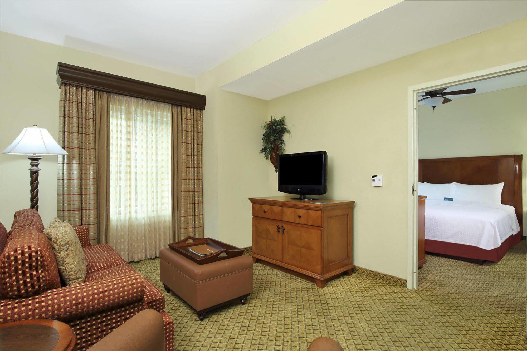 Homewood By Hilton Lauderdale Airport-cruise Port 3*