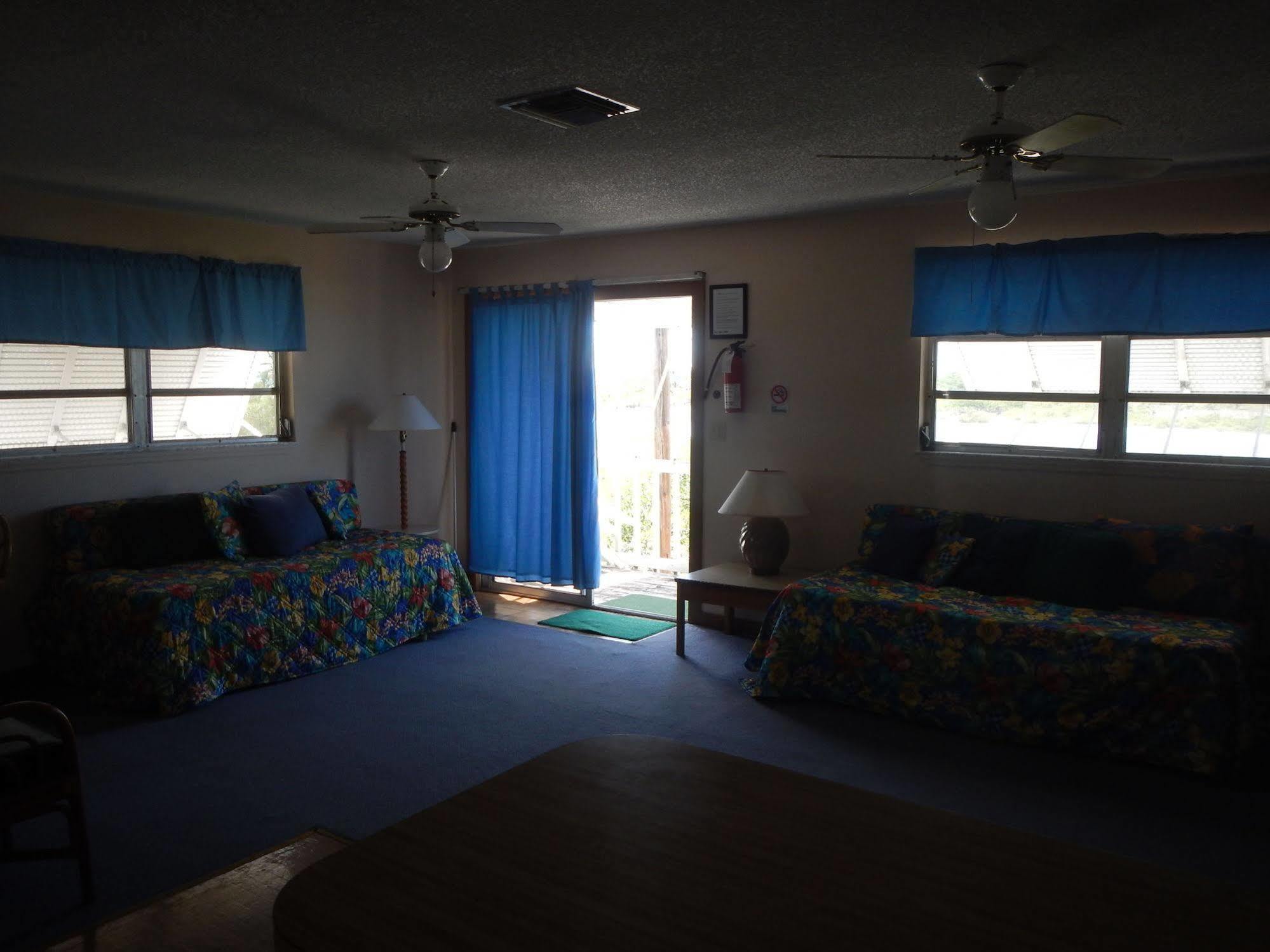 Apartment Ed & Ellen'S Canal Duplexes W/Dockage - Big Pine Key *