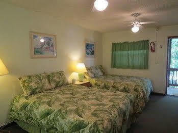 Apartment Ed & Ellen'S Canal Duplexes W/Dockage - Big Pine Key Big Pine Key