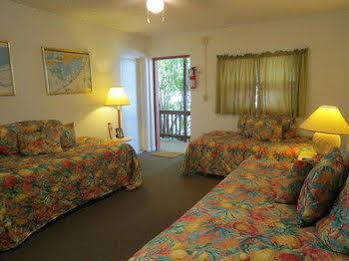 Apartment Ed & Ellen'S Canal Duplexes W/Dockage - Big Pine Key Big Pine Key