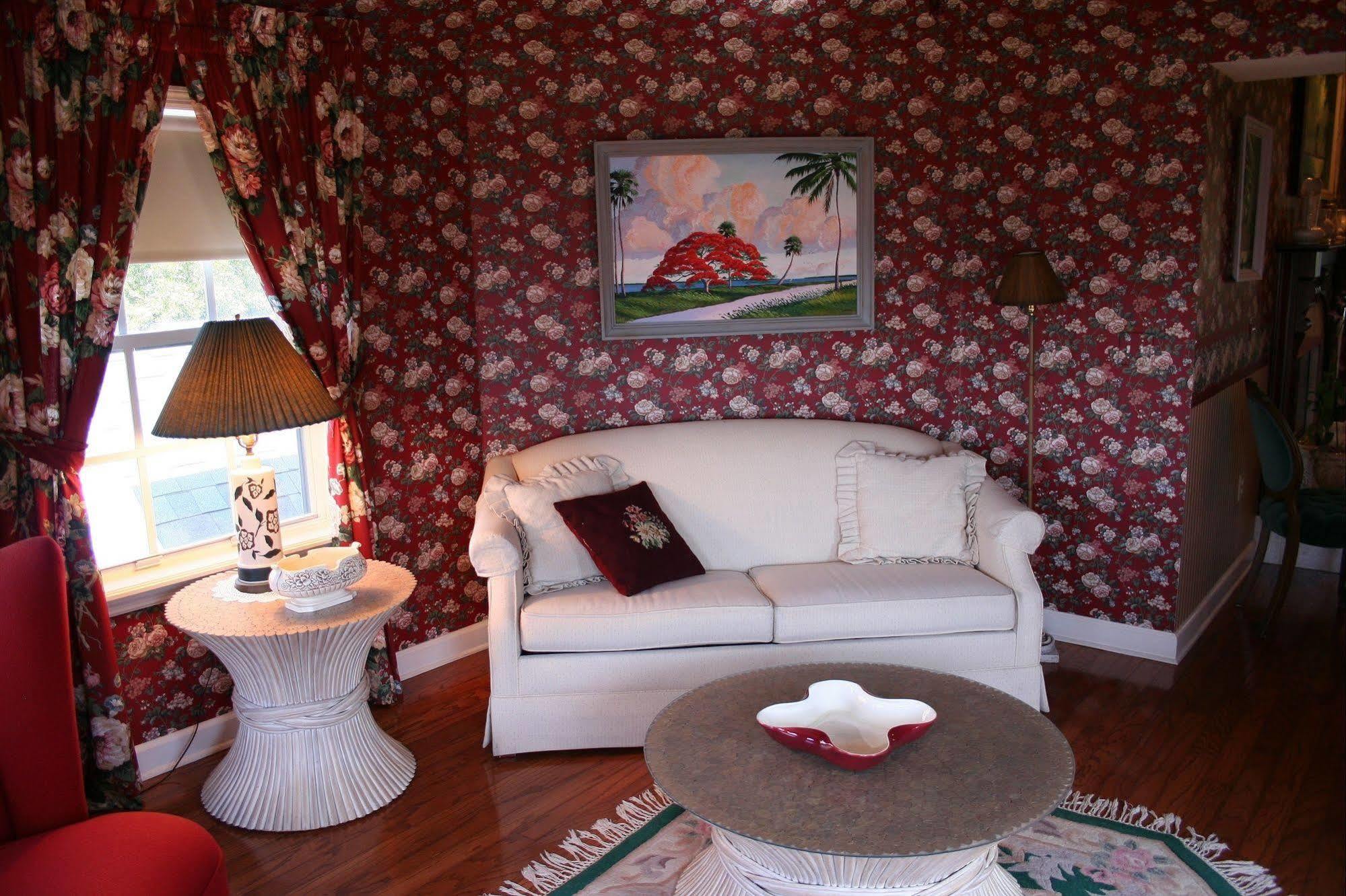 Heron Cay Lakeview 3*